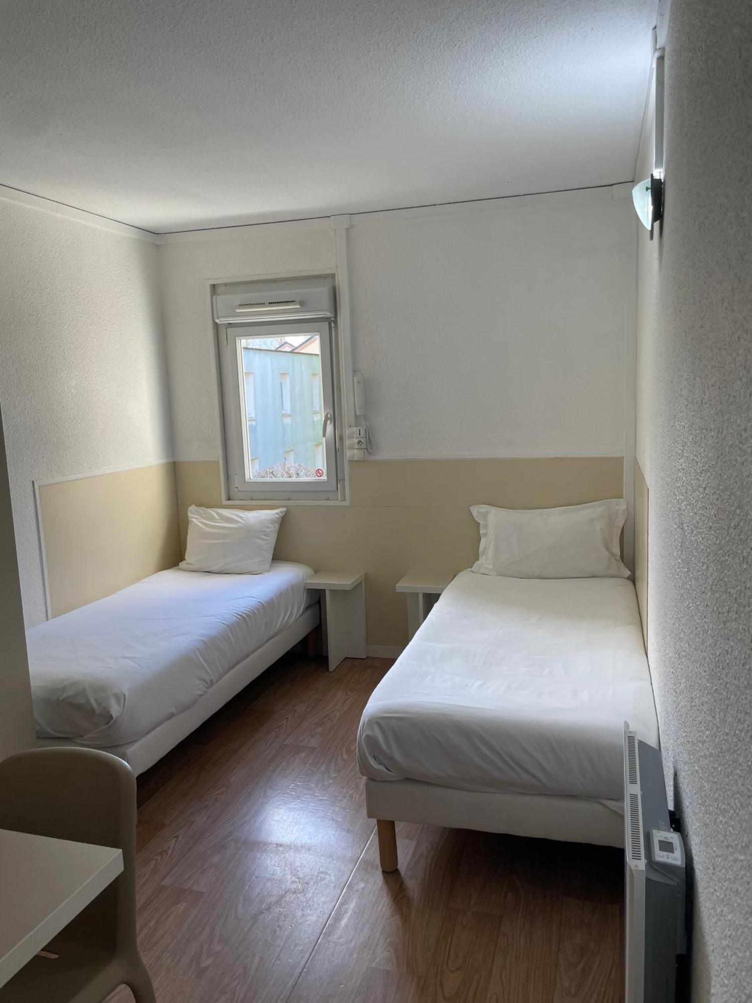 Be Myhotel Эврё Экстерьер фото